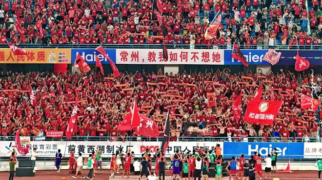 不止货架对决！冰红茶的下一仗在客厅？(图4)