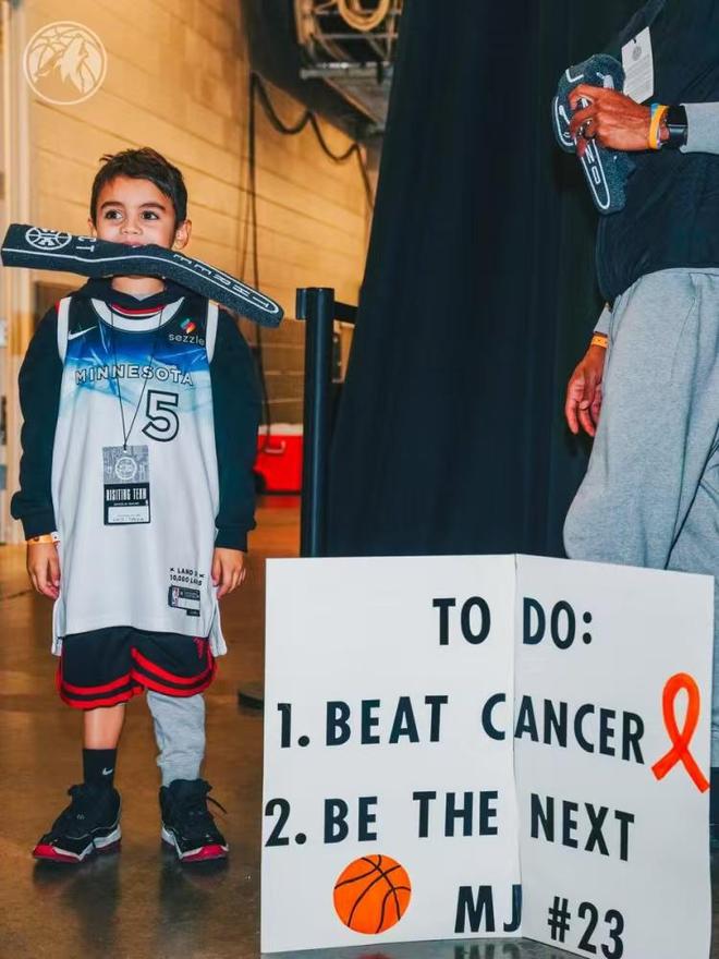 人品值得称赞奇迹如约而至！爱德华兹又被联盟重罚阿迪广告跟进(图2)