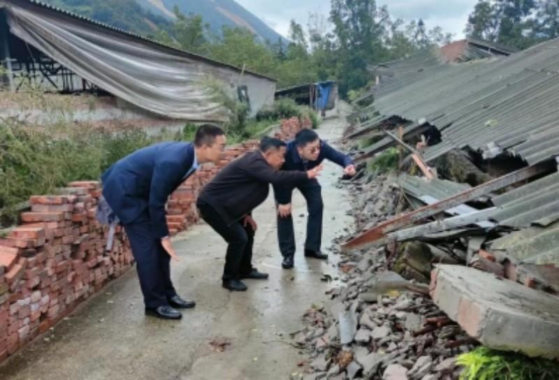 绿水青山映初心金融活水润康巴——邮储银行甘孜分行绘就生态富民新画卷(图2)