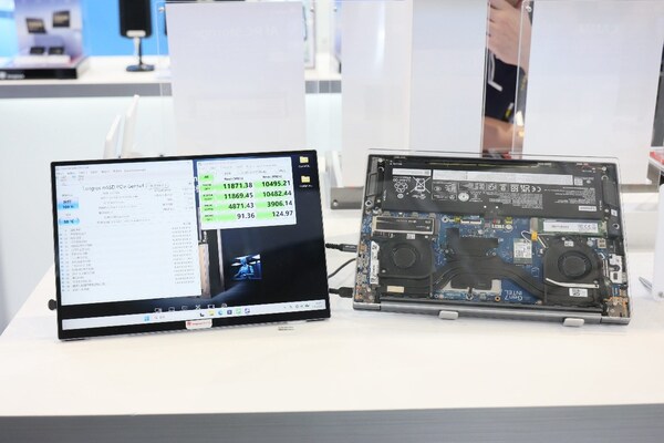 AIDIMM新品首发！江波龙全栈端侧AI存储应用亮相COMPUTEX2026(图8)