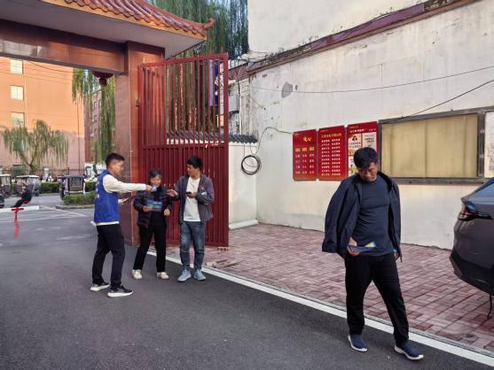 开封移动：反电信诈骗宣传走进社区(图1)