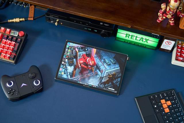 三合一便携PC 你的移动办公娱乐神器 壹号本游侠X1 Air评测