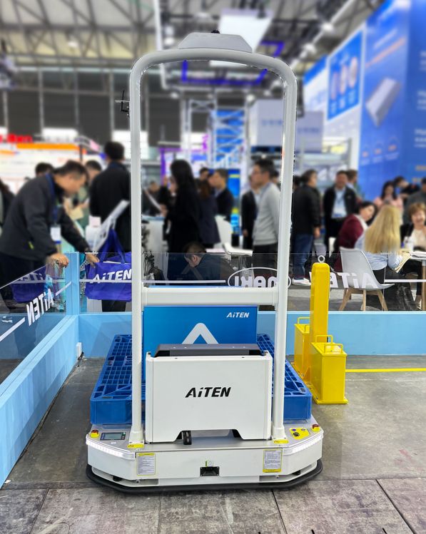 AiTEN与MAKI联合发布“智能搬运+电动移动货架存储”一体化方案携手打造仓储空间利用率新标杆(图2)